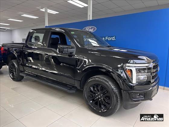 FORD F-150 5.0 V8 GASOLINA CD LARIAT BLACK FX4 AUTOMÁTICO